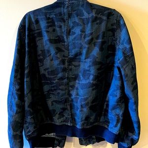 GAP Lightweight Blue Camouflage Jacket
